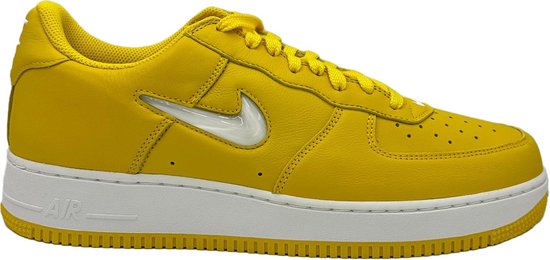 Nike Air Force Low Retro Sneakers Geel Maat bol