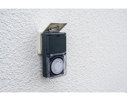 Brennenstuhl tijdschakelklok MZ 44, mechanisch stopcontact (dag-timer, IP44 beschermd, hogere contactbescharming & afdekking) Zwart