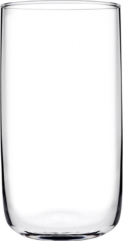 Een hoog, doorzichtig, rechthoekig glas met afgeronde hoeken.