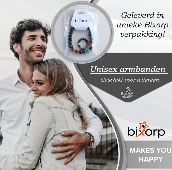 Een armband en ring in de verpakking, beide met gekleurde kralen.
