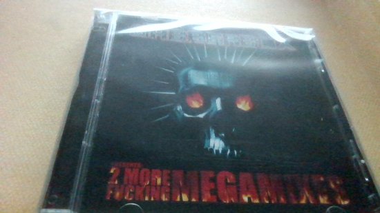 Gabberbox-2 More Fucking Megamixes -W/Miro/Reloaders/Alien/Dj Perry/