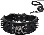 Hondenhalsband met riem skull en klinknagels. hondenhalsband leer pu 66 x 5 cm met riem 2 meter voor honden. Hals omvang 53.3 tot 60.9 cm. Scull halsband zwarte kleur met nekmaat vanaf 53.3 cm.