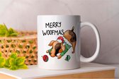 Mok Merry Woofmas - Gift - Cadeau - HolidaySeason - MerryChristmas - WinterWonderland - SarcasmAlert - JustKidding - SarcasticVibes - Sarcastisch - NatuurlijkNiet - GrapjeHoor
