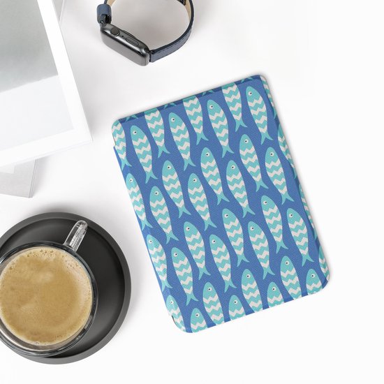 kwmobile e-reader hoesje geschikt voor Kobo Clara 2E hoes - E reader flip case met magnetische sluiting - Ereader cover - Visjespatroon design in blauw / lichtblauw / wit van Merkloos — afbeelding 4