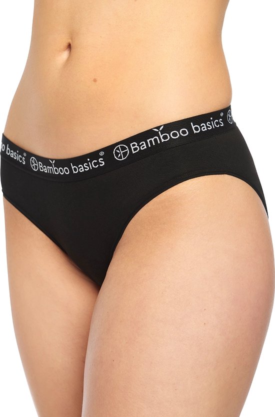 Zwarte slip met een elastische tailleband met witte tekst 'Bamboo basics'.