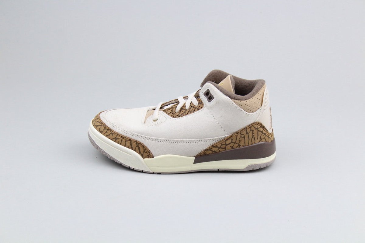 Nike Low-top of high-top beige