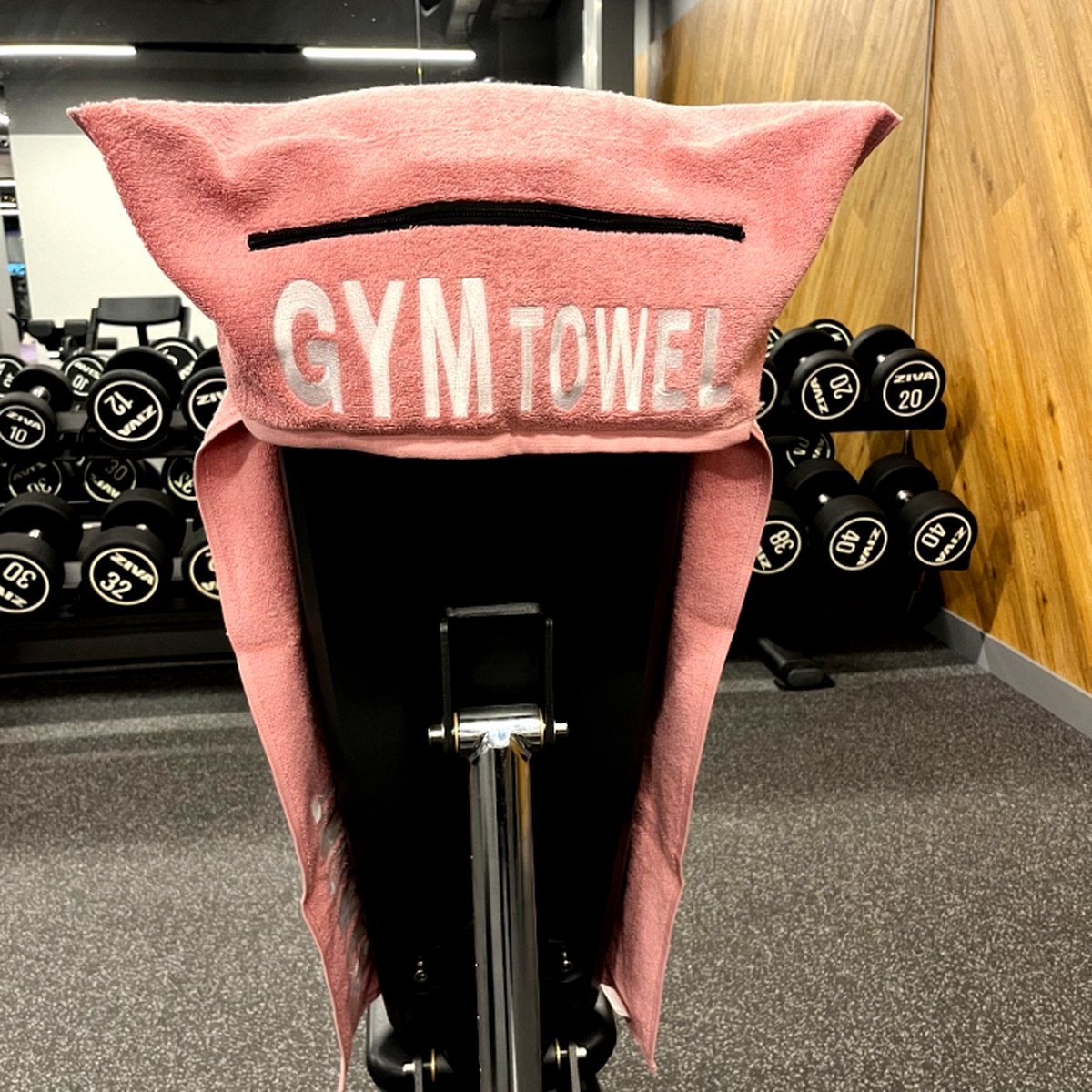 Gym Towel - Fitness handdoek - Sporthanddoek - Opbergvak - Rits - Roze - Lioninside