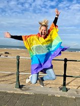 Essentials73 - Poncho - Regenjas - Raincoat - Rain - Regenboog - Rainbow - Regenponcho - Winddicht - Cape - Regencape - Waterdicht - Lichtgewicht - Pride - Capuchon - LGBTQ - Gaypride - Unisex - Regen - Wind - Windjack