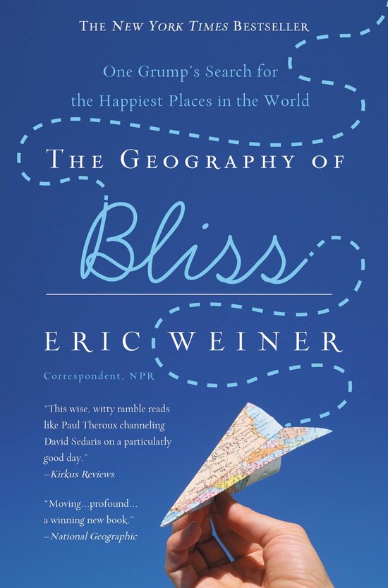 De omslag van 'The Geography of Bliss' toont een papieren vliegtuigje dat uit de hand vliegt tegen een helderblauwe lucht. De titel is in sierlijke letters geschreven.