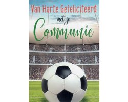 Gefeliciteerd met je communie! De toeschouwers zitten al op de tribune en de bal ligt al klaar! Tijd om te voetballen. Een leuke kaart om zo te geven of om bij een cadeau te voegen. Een dubbele wenskaart inclusief envelop en in folie verpakt.