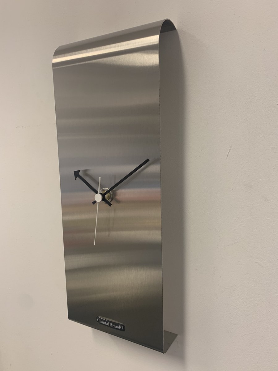 Wandklok CHANTALBRANDO -- RIALTO SILVER -- RVS METAAL -- MODERN DESIGN --