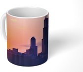 Mok - Silhouet van de Willis Tower voor een ondergaande zon - 350 ML - Beker