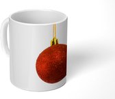 Mok - Koffiemok - Een paar rode kerstballen met een rode kerstster - Mokken - 350 ML - Beker - Koffiemokken - Theemok