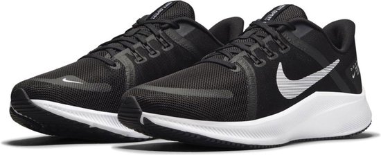 Nike Quest 4 Sportschoenen - Mannen - zwart/wit