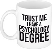 Trust me Psychology degree mok / beker wit - Psychologie geslaagd / afstudeer cadeau - Kado mok / beker verjaardag