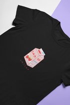 Strawberry Milk T-Shirt | Japanese Kawaii Food | Anime Merchandise | Unisex Maat L Zwart