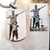 Gepersonaliseerde sleutelhangers Titanium met foto en tekst - Gegraveerde cadeau voor vader en moeder - Moederdag cadeau voor mama