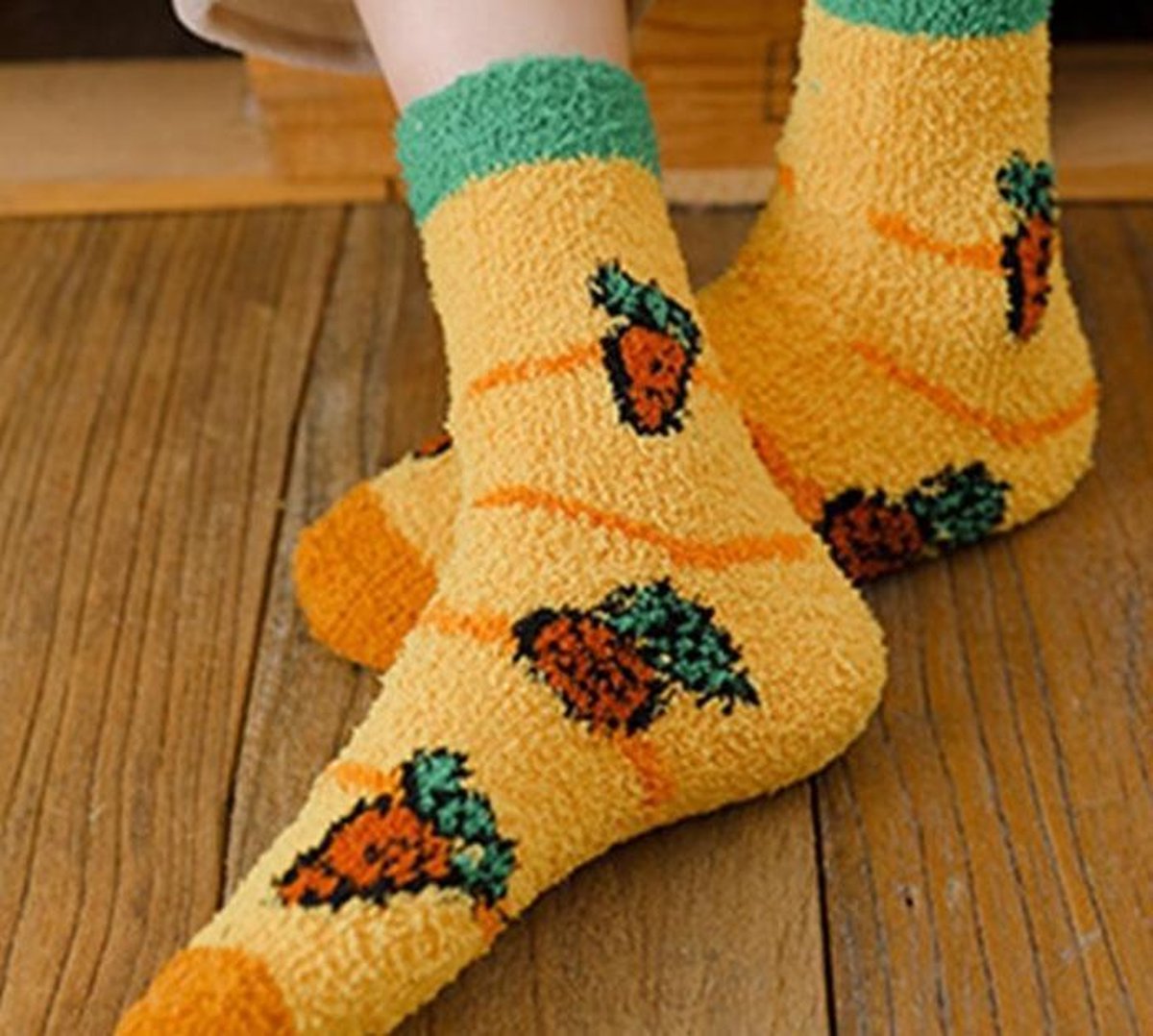 Fluffy Socks dames chaudes - Chaussettes la maison - jaune - bege - 36-40 -  extra... | bol.com