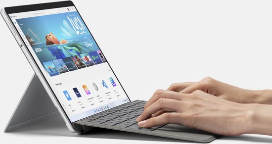【Microsoft】Surface Pro8 / 256GB Microsoft Surface Pro 8 - 4G LTE - 256 GB SSD - 33 cm (13