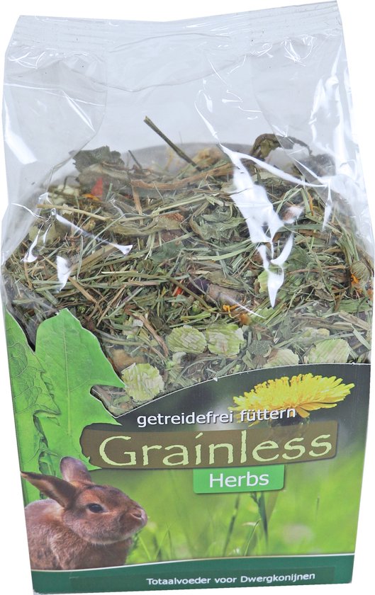 Zak konijnenvoer met de tekst "Grainless Herbs". Op de voorkant staat een konijn en een paardenbloem.