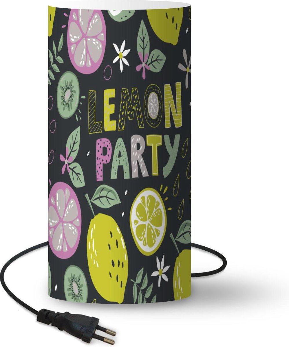 Lamp - Nachtlampje - Tafellamp slaapkamer - Zomers - Quote - Citroenen - Zwart - 54 cm hoog - Ø24.8 cm - Inclusief LED lamp