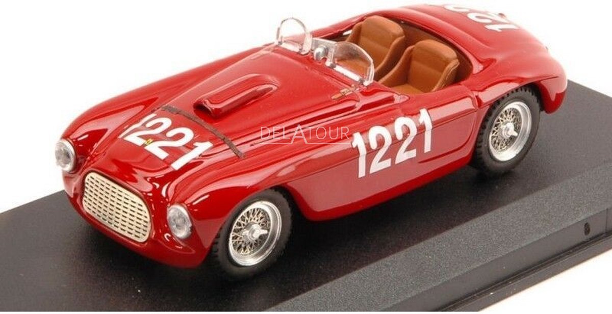 De 1:43 Diecast Modelcar van de Ferrari 195S Spider #1221 Winnaar van de Coppa Della Toscana in 1950. De coureurs waren Serafini en Salami. De fabrikant van het schaalmodel is Art-Model. Dit model is alleen online verkrijgbaar