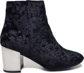 ZWARTE HOT KISS CHRISTIE VELVET ENKELLAARSJES - maat 39,5