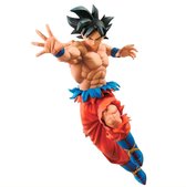 Dragon Ball Super - Goku Ultra Instinct Battle Beeld 20cm