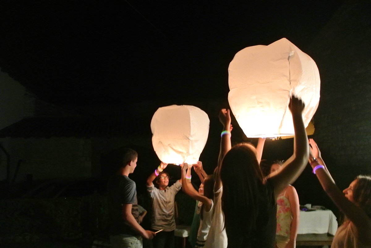 Volanterna® – XXL 2x Witte Wensballon 100 cm – Verbeterde Brander – Biologisch Afbreekbaar – Vliegende Lantaarn – Alternatief voor Vuurwerk — afbeelding 6