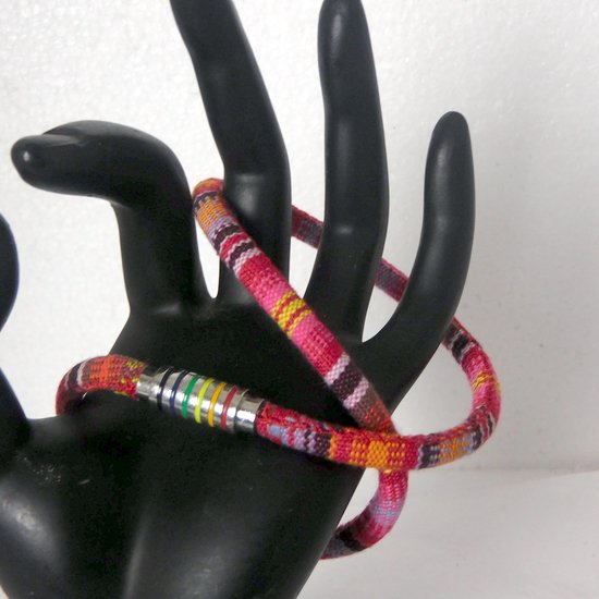 Hetty'S - Ibiza collier - van kleurrijke stof - met veelkleurige magneetsluiting - kan ook als armband