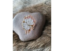 foto van Enamel pin, kleding pin, broche, Witte vos/ wolf