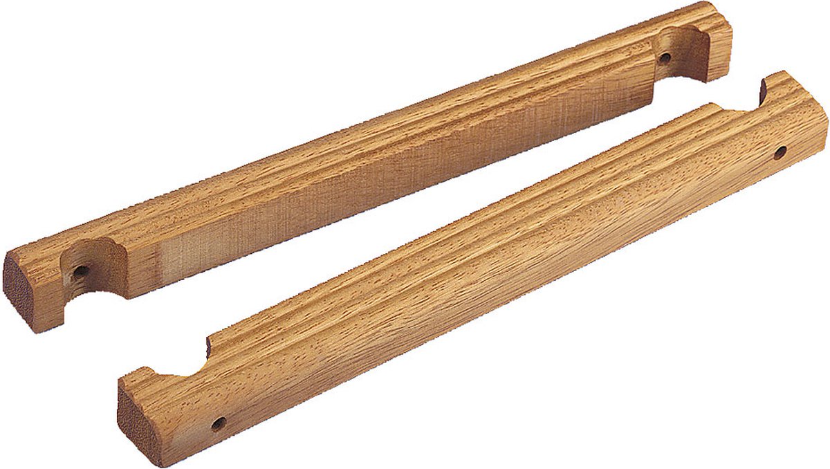 Houten trede voor boordladder