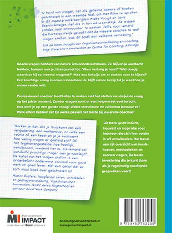 Boekomslag met witte tekstvakken op een groen-blauwe achtergrond. Inclusief QR-code en ISBN.