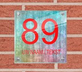 Huisnummer naambord met naam plexiglas 15x15x0,5cm modelnummer 1026 - Huisnummerbordjes, Naambordje voordeur, naamplaatje voordeur, gepersonaliseerd