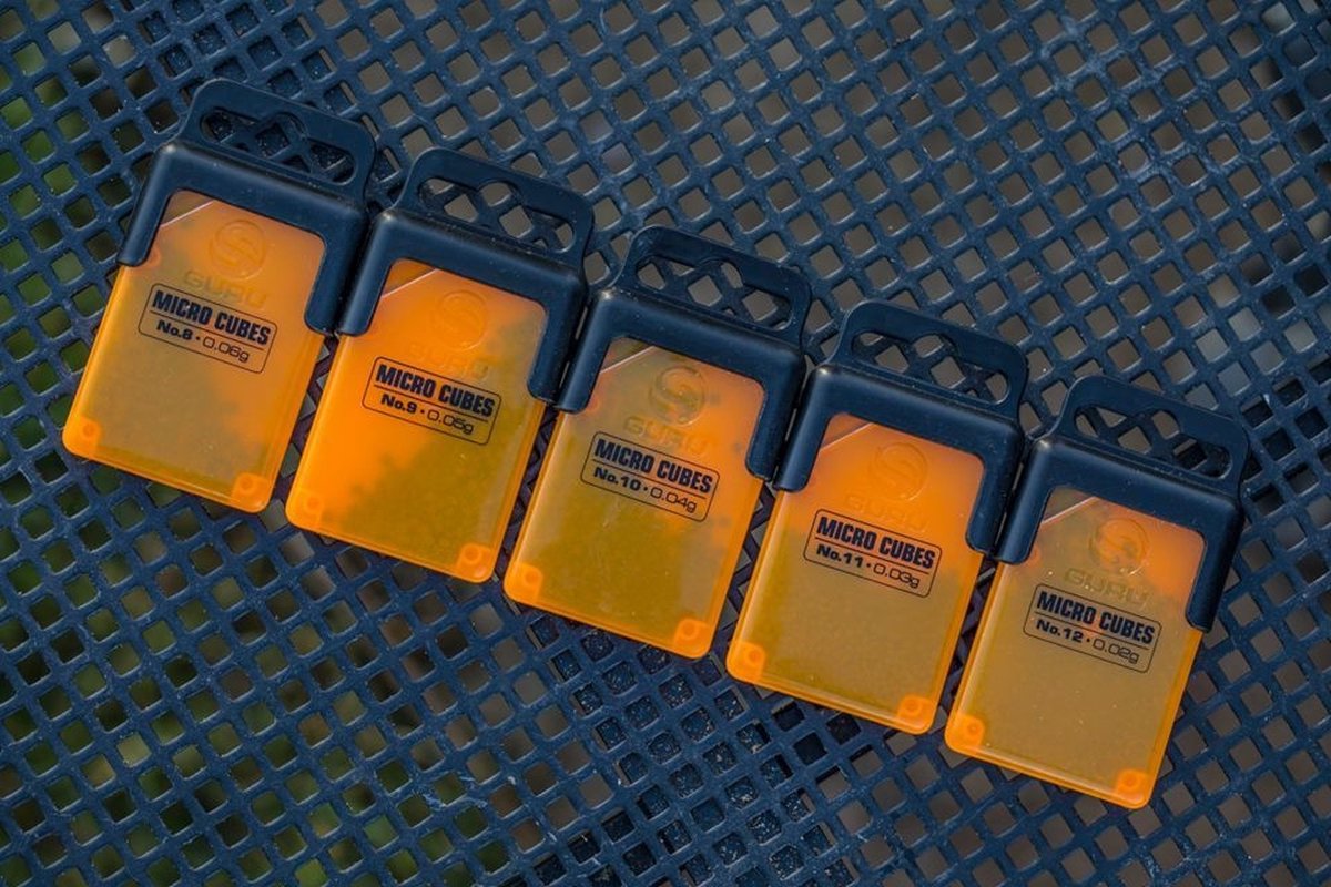 Guru Micro Cubes - Maat : 5 - 0.15g