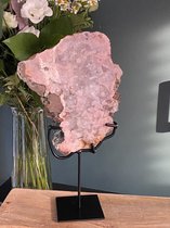 Roze Amethist op standaard| Roze Amethist | Amethist | Thuis Decoratie | Natuursteen | Mineraalsteen | Mineralen | Edelsteen | Edelstenen | Kristallen | Woonkamer | Accesoires