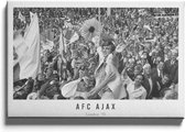 Walljar - Krol tussen AFC Ajax supporters '71 - Muurdecoratie - Canvas schilderij