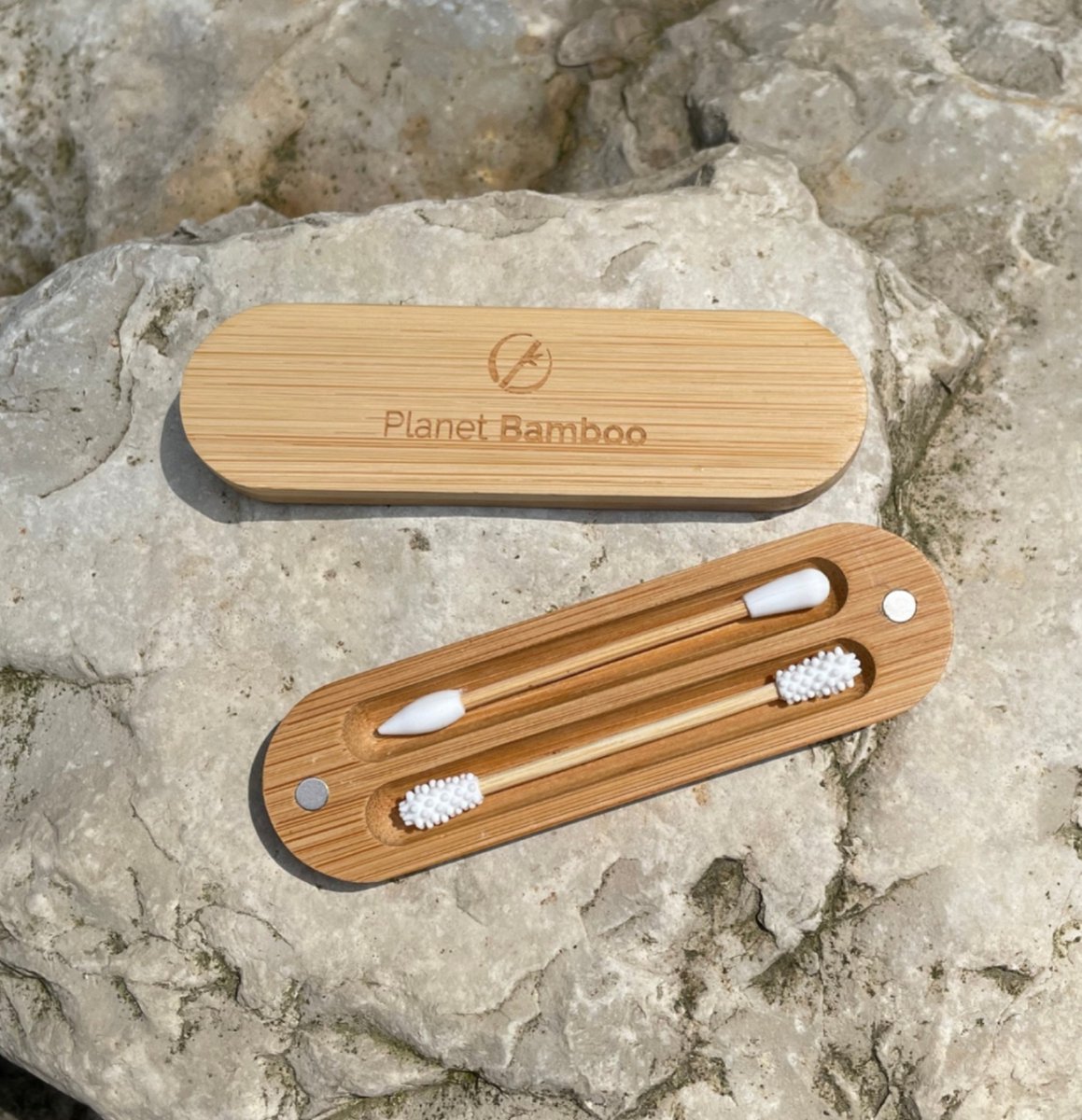 Goedkoopste Planet Bamboo oorsmeer verwijderaar - 2 stuks - herbruikbaar - 100 duurzaam - wattenstaafjes - make-up verwijderaar - bamboo opberg doos