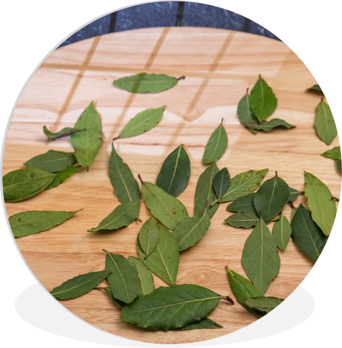 WallCircle - Wandcirkel ⌀ 30 - Groene laurierbladeren op een prachtig houten bord - Ronde schilderijen woonkamer - Wandbord rond - Muurdecoratie cirkel - Kamer decoratie binnen - Wanddecoratie muurcirkel - Woonaccessoires op Prijzenvolger.com