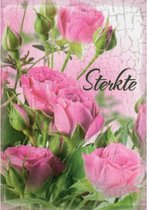 Sterkte in deze moeilijke periode. Een mooie kaart met roze rozen. Een dubbele wenskaart inclusief envelop en in folie verpakt.