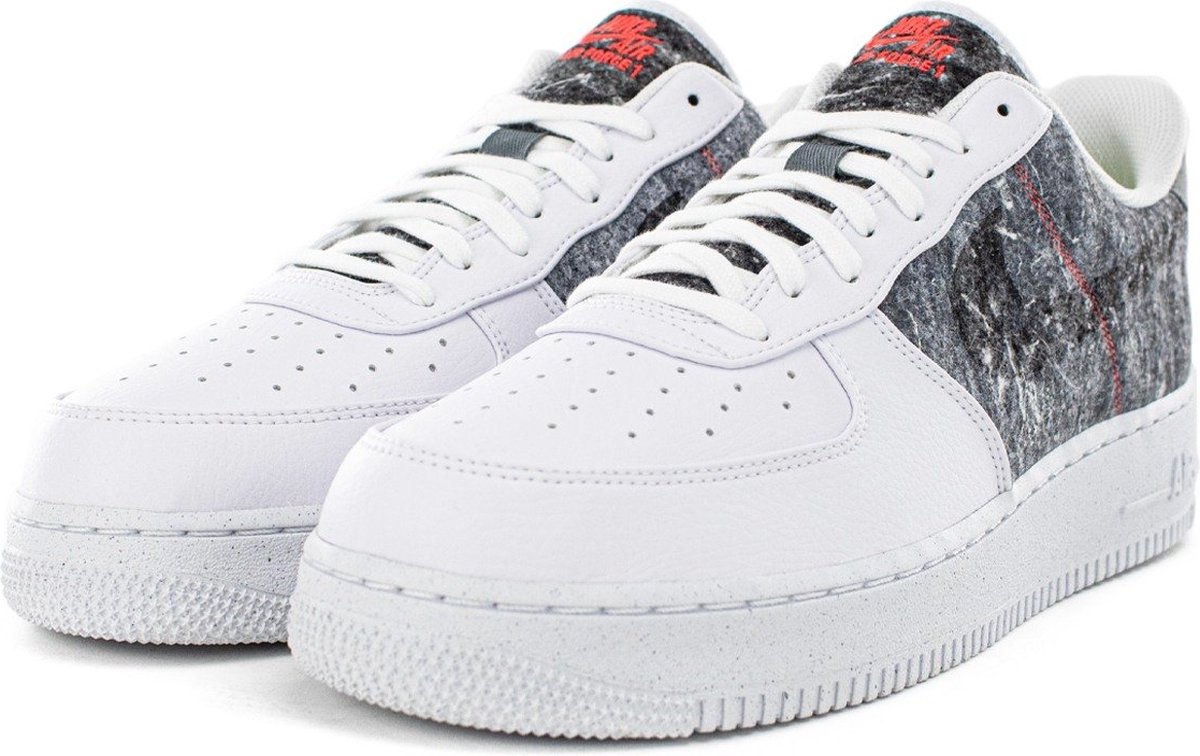 nike air force 1 07 lvb
