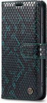 Casemania Hoesje Geschikt voor Apple iPhone X & XS Groen - Luxe Slangen Portemonnee Book Case - Kaarthouder & Magneetlipje