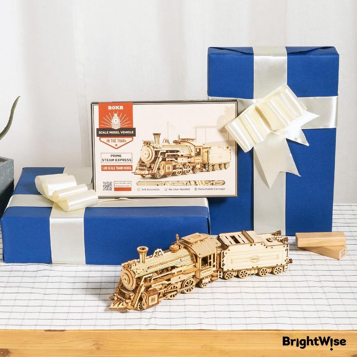 BrightWise® Robotime Stoomtrein Stoomlocomotief Hout Modelbouw Pakket Zonder Lijm - Bouwpakketten volwassenen - Bouwpakketten kinderen - Modelbouwpakketten volwassenen - Miniatuur bouwpakket volwassenen — afbeelding 5