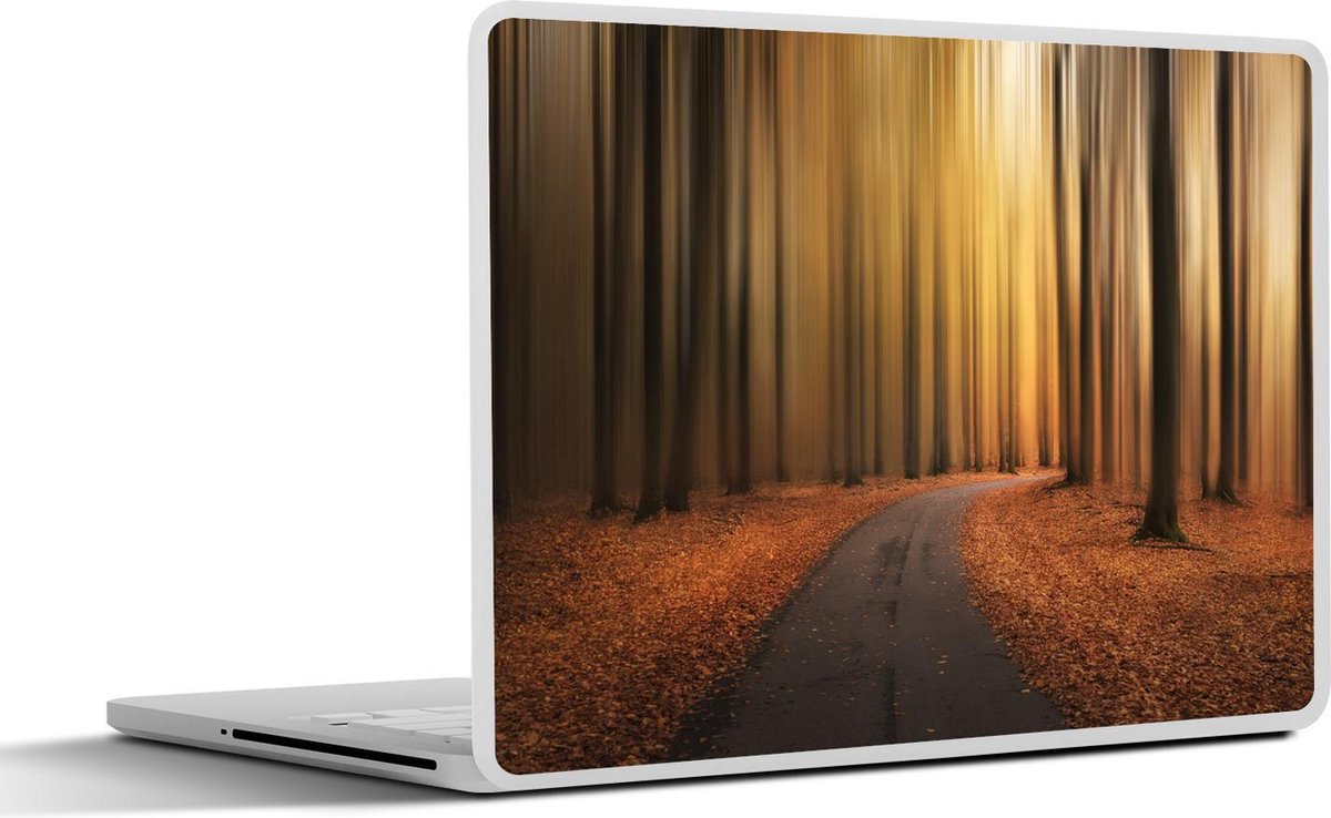 Afbeelding van product SleevesAndCases  Laptop sticker - 17.3 inch - Bospad - Bomen - Bos - Herfst - Weg - Bladeren