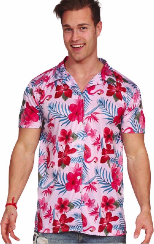 Hawaii shirt flamingo.