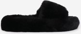 zachte fluffy slippers zwart