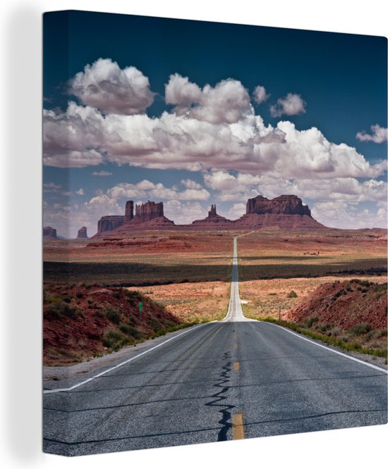 Weg naar Monument Valley in Amerika Canvas 50x50 cm - Foto print op Canvas schilderij (Wanddecoratie woonkamer / slaapkamer)