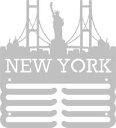 New York Medaillehanger RVS (21cm breed, 23cm hoog) - Nederlands product - sportcadeau - topkado - medalhanger - medailles - skyline  - marathon - halve marathon - muurdecoratie