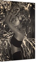 Dancing Jungle Woman  - Foto op Dibond - 40 x 60 cm