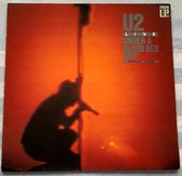 U2 LIVE UNDER A BLOOD RED SKY 1983 LP is bijna Perfect ee haarlijntje. Hoes zie Foto's